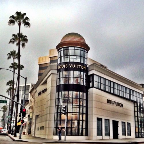 Louis Vuitton will soon open the new second location on Rodeo Drive.